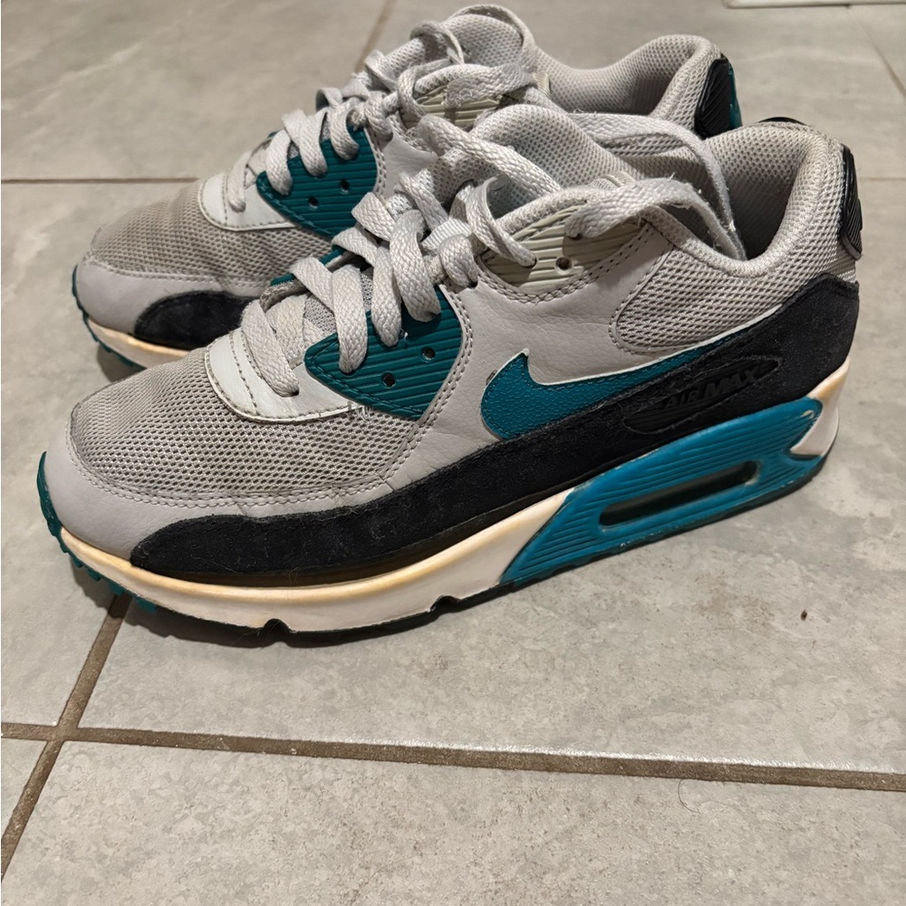 Nike Air Max Gray and Teal Athletic Shoes